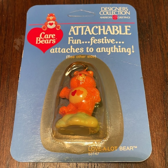 Care Bears attachable fun ❤️❤️❤️festive attached to anything! (1985). - Picture 4 of 8